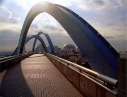 Port of Nagoya Pedestrian Bridge fixed